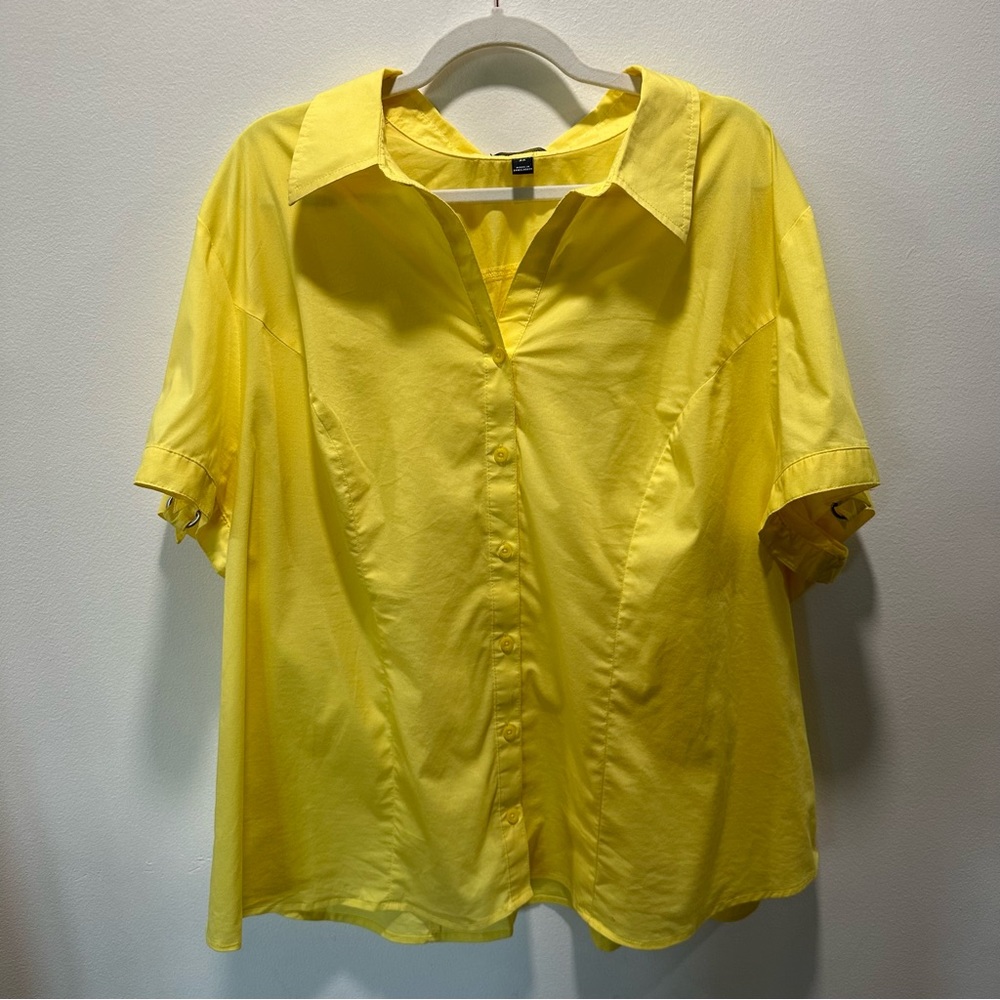 Fashion Bug Yellow Short Sleeve Button Down Shirt Women’s Size 3X